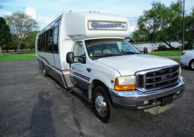 1999 Krystal Limo Bus Front Passenger Side